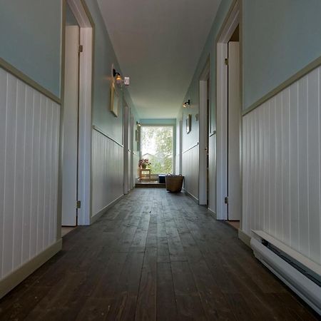 Le Goeland Hotel Tadoussac Bagian luar foto