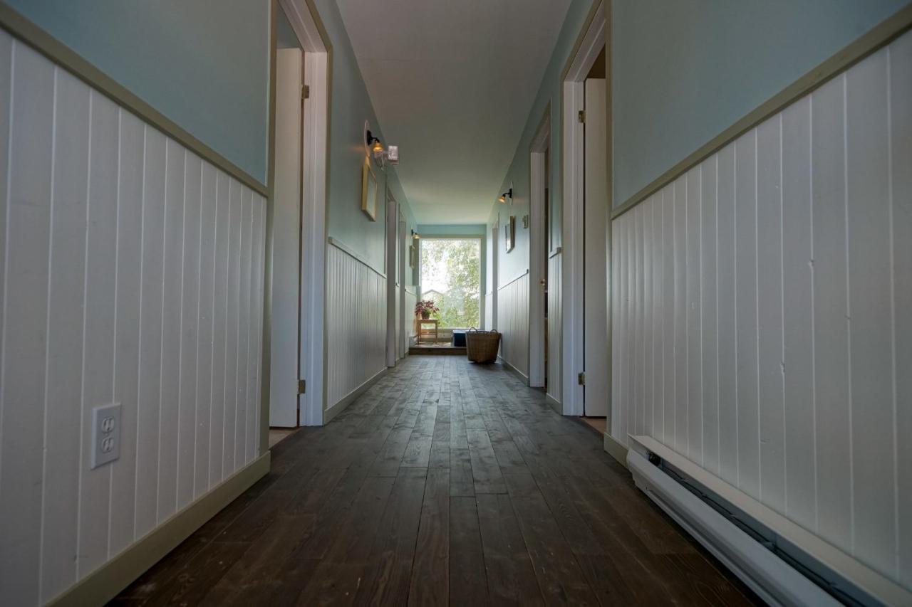 Le Goeland Hotel Tadoussac Bagian luar foto